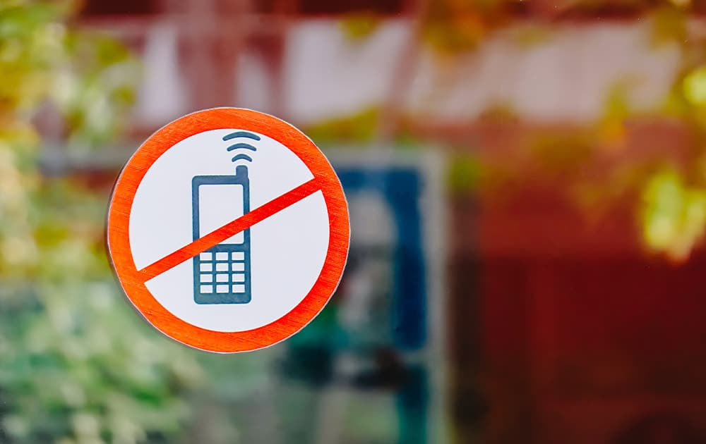 telephones forbidden